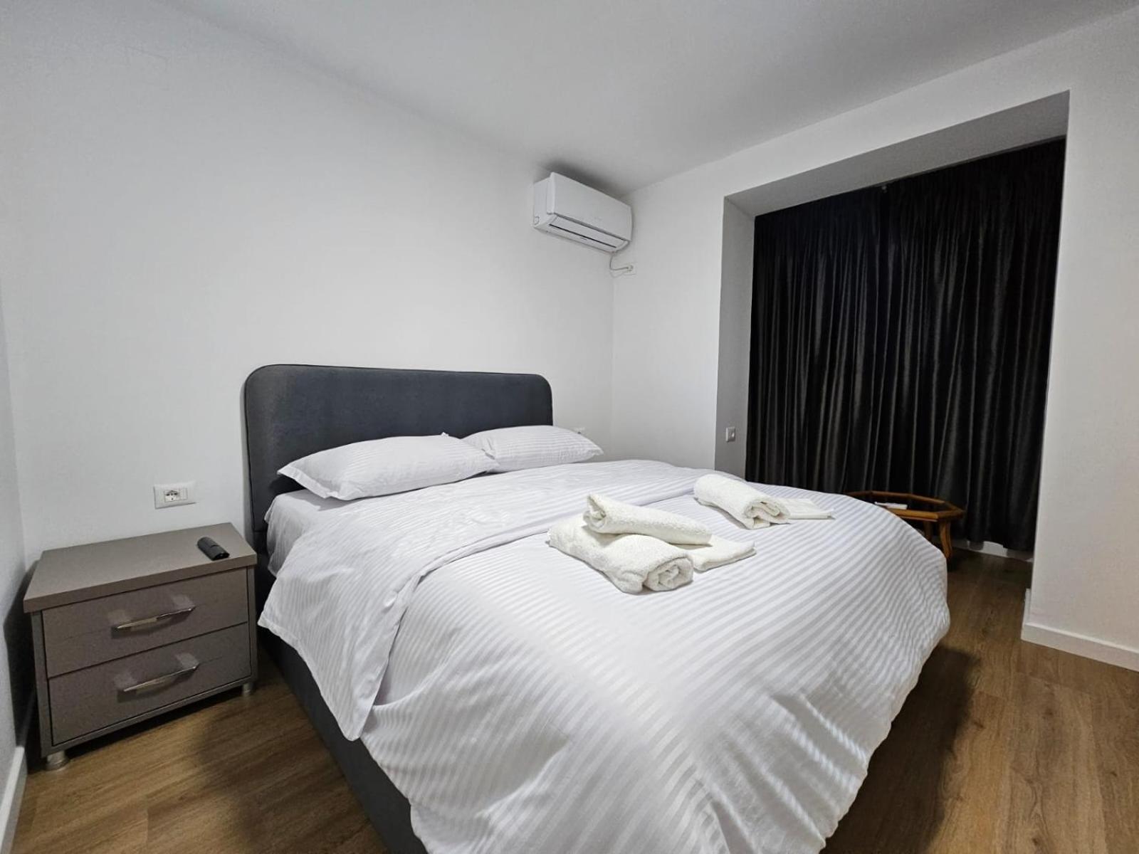 Elois Luxury Apartment Tirana Exterior photo