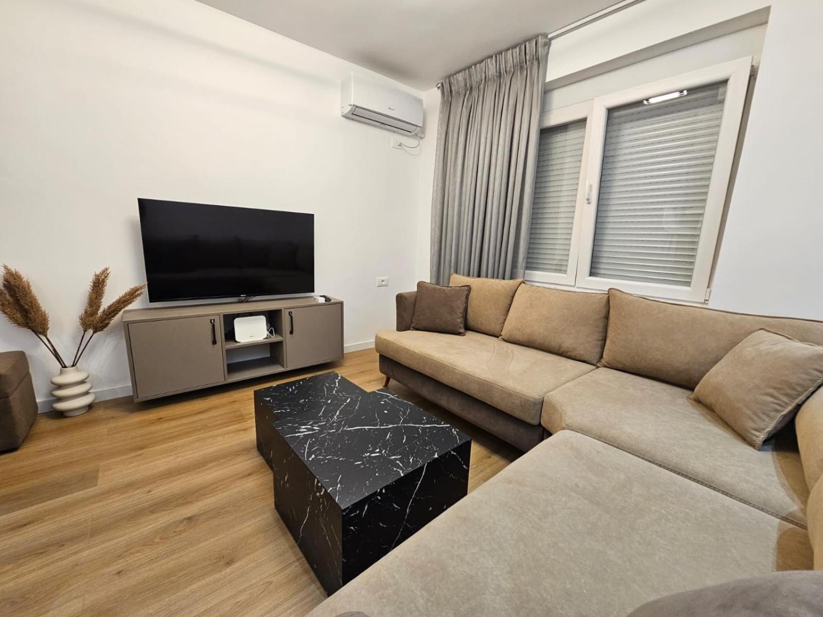 Elois Luxury Apartment Tirana Exterior photo